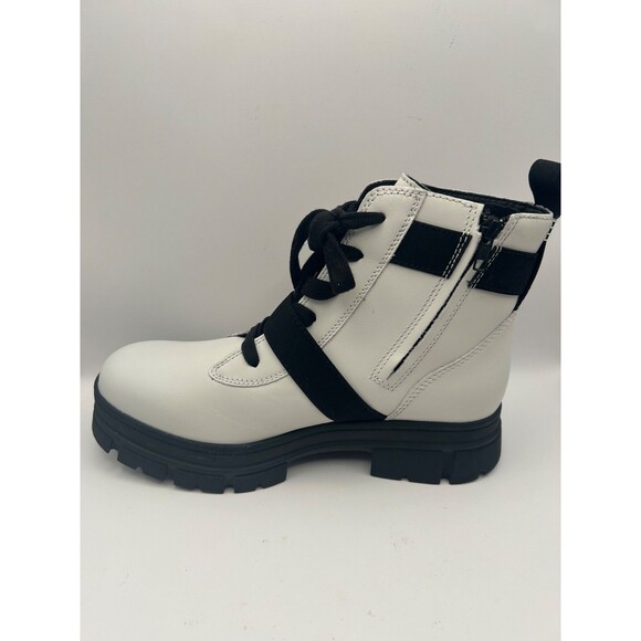UGG Ashton Women's Lace up Leather Boots White/Black SIZE US 12 EU 43 NEW - Picture 3 of 10